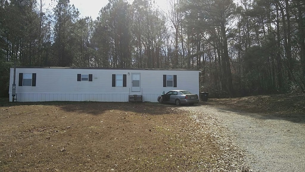 Longmeadow Mobile Home Community | 27 Bluebird Dr, Maylene, AL 35114, USA | Phone: (205) 663-0572