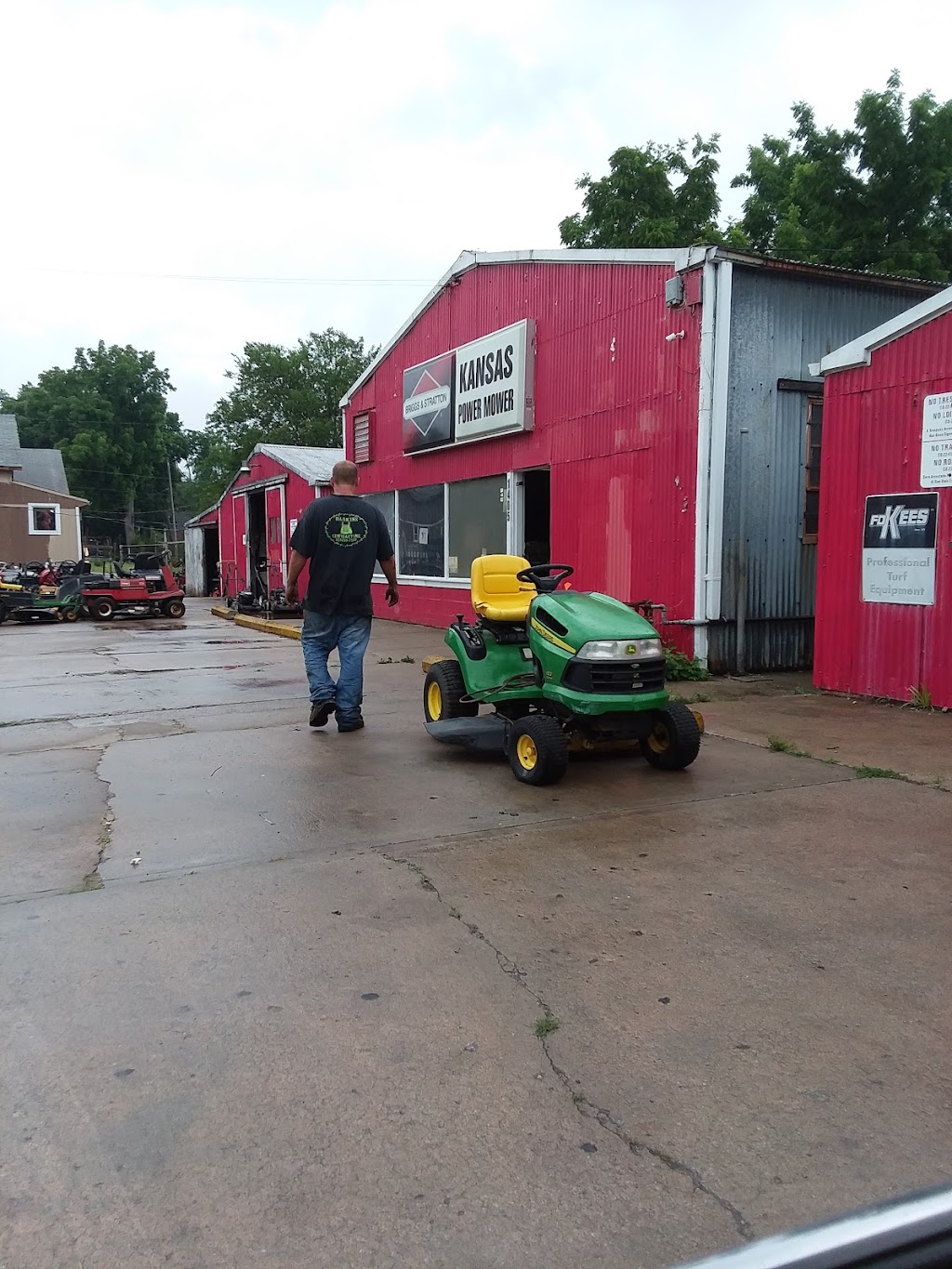 Kansas Power Mower | 1405 N 38th St, Kansas City, KS 66102, USA | Phone: (913) 621-4484