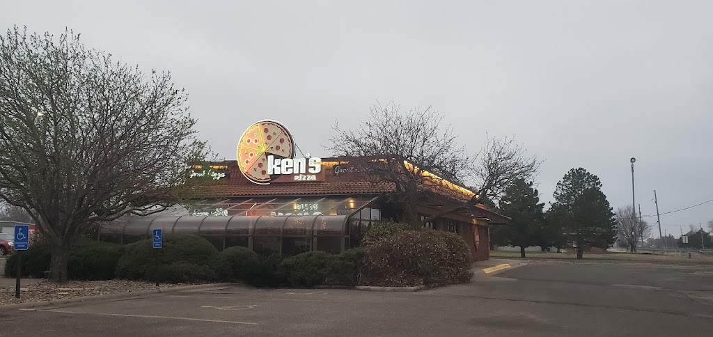 Kens Pizza | 901 E 30th Ave, Hutchinson, KS 67502, USA | Phone: (620) 669-9309