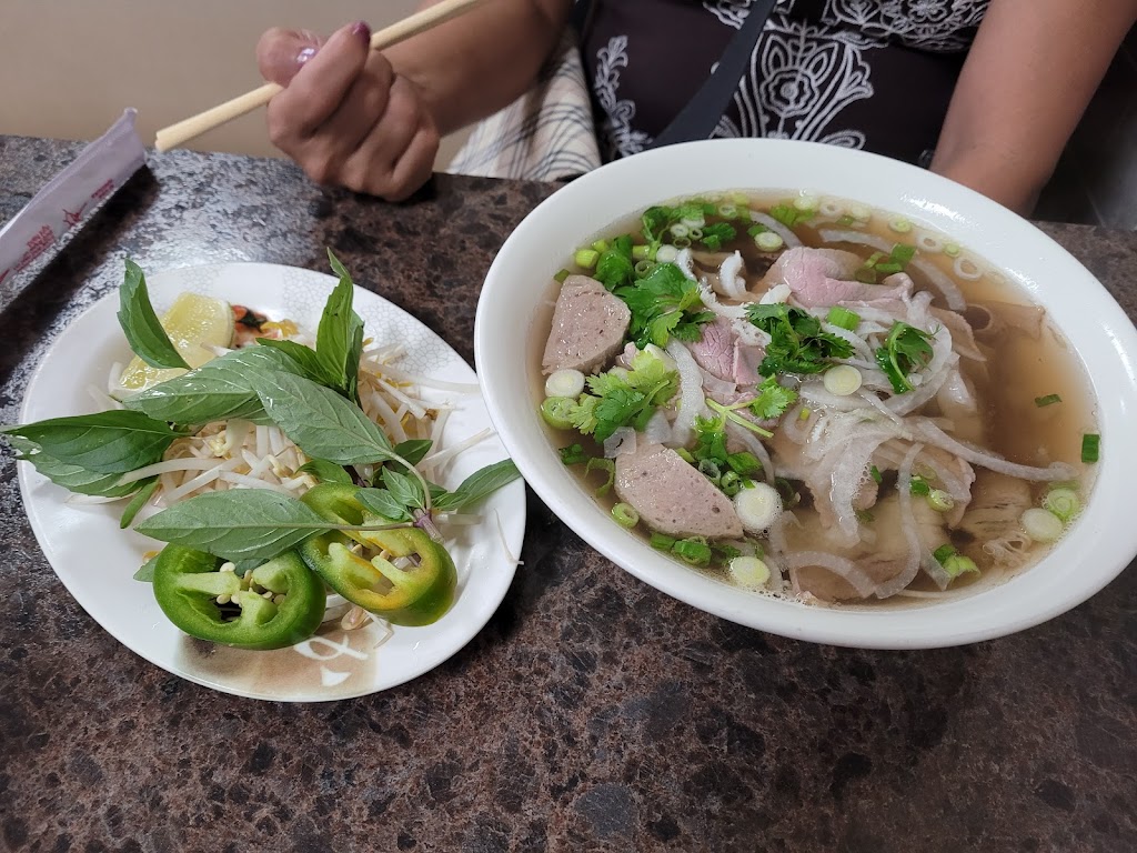 Phở 99 Vietnamese Restaurant | 4557 La Sierra Ave, Riverside, CA 92505, USA | Phone: (951) 688-2671