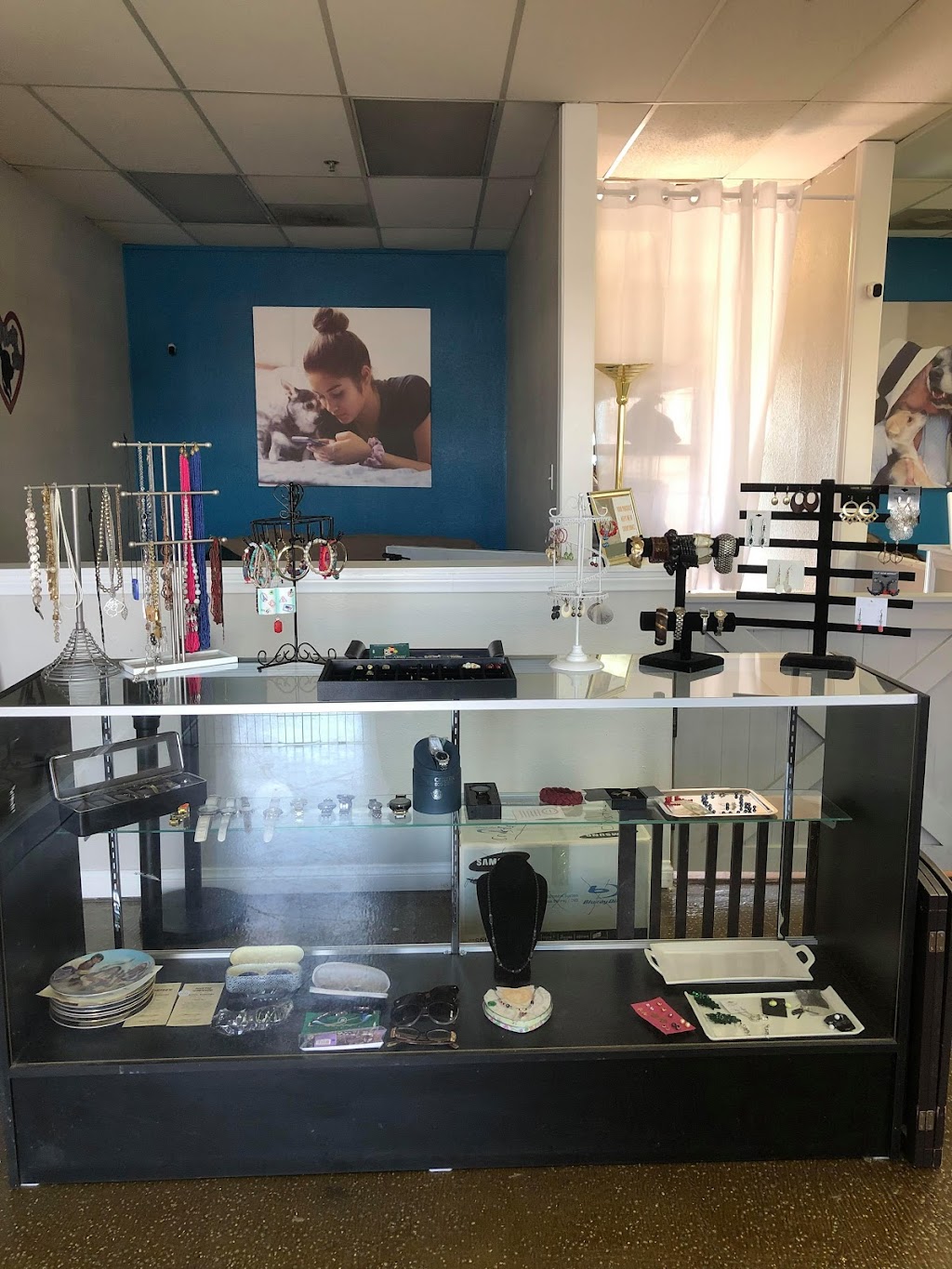 Hearts Alive Thrift Store | 1750 S Rainbow Blvd Unit 9, Las Vegas, NV 89146, USA | Phone: (702) 870-0065