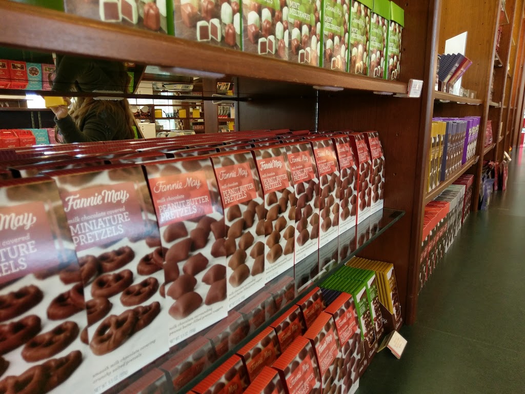Harry London Candies Inc | 5353 Lauby Rd, North Canton, OH 44720, USA | Phone: (330) 494-0833