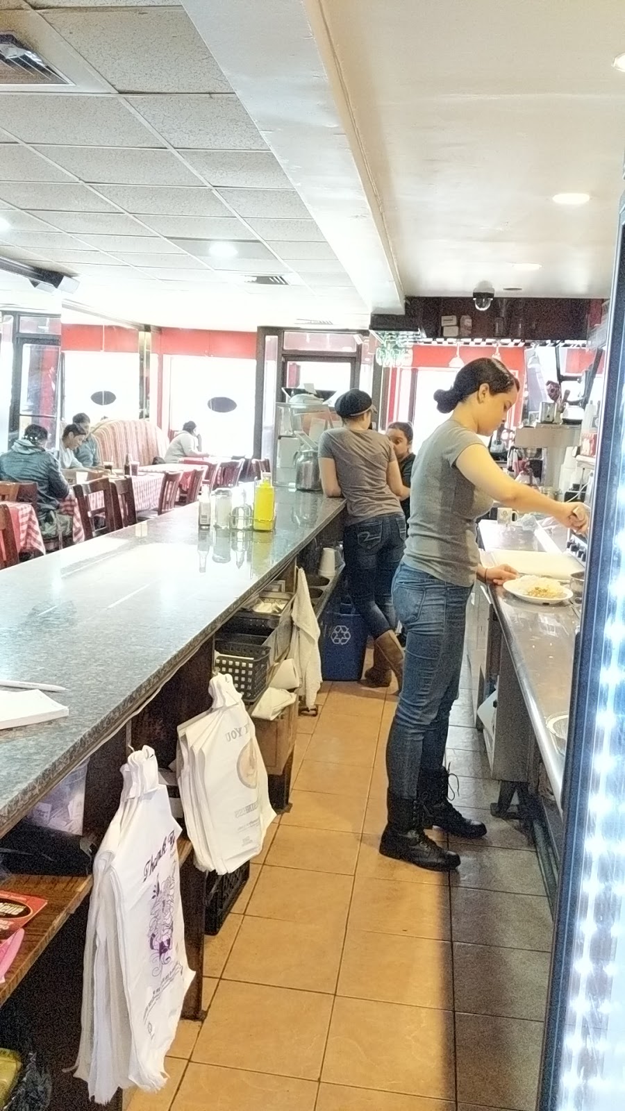 Michelle | 125 Avenue D, New York, NY 10009, USA | Phone: (212) 673-9287