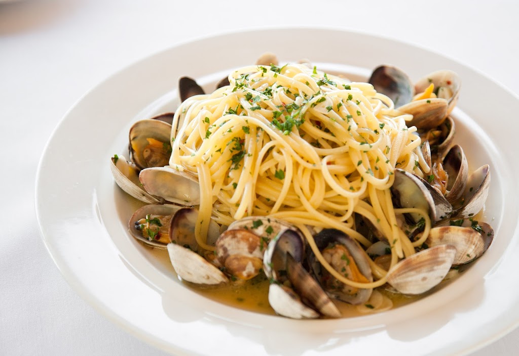 Angelino Restaurant | 621 Bridgeway, Sausalito, CA 94965, USA | Phone: (415) 331-5225