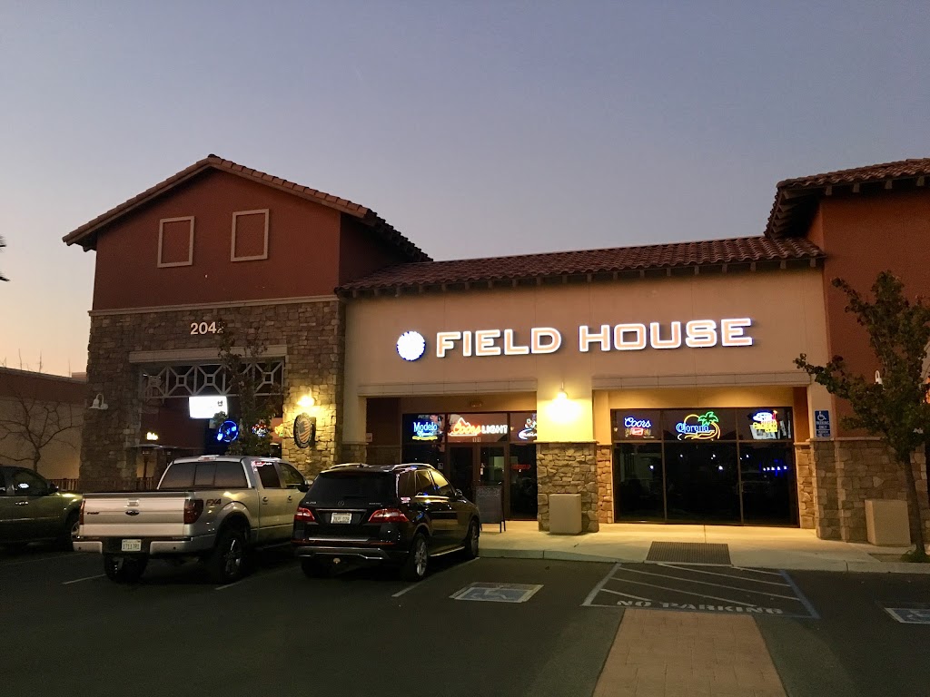 Field House | 2042 E Copper Ave # 101, Fresno, CA 93730, USA | Phone: (559) 433-8750