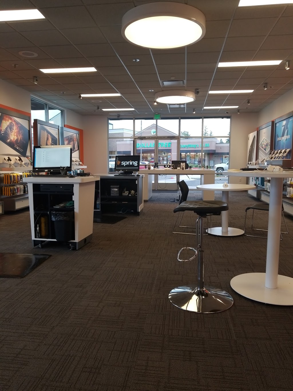 AT&T Store | 1075 SW 1st Ave, Canby, OR 97013, USA | Phone: (971) 319-2223