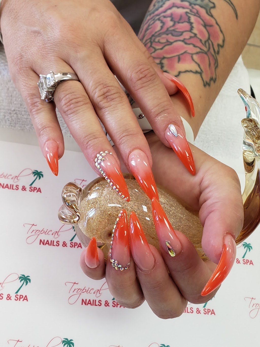 Tropical Nails Spa | 24531 Trabuco Rd suite d, Lake Forest, CA 92630, USA | Phone: (949) 587-1039