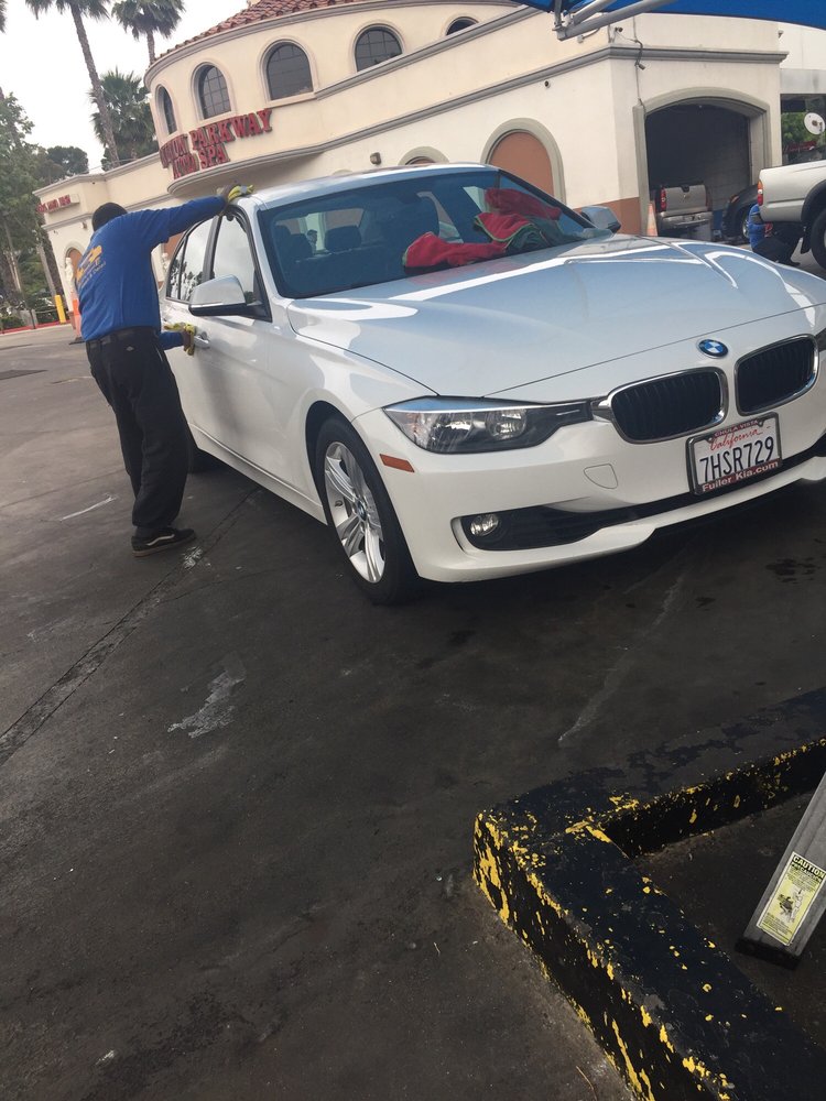 LW Shell Hand Car Wash and Gas Station and Auto Detail | 24202 Moulton Pkwy, Laguna Hills, CA 92637, USA | Phone: (949) 598-2444