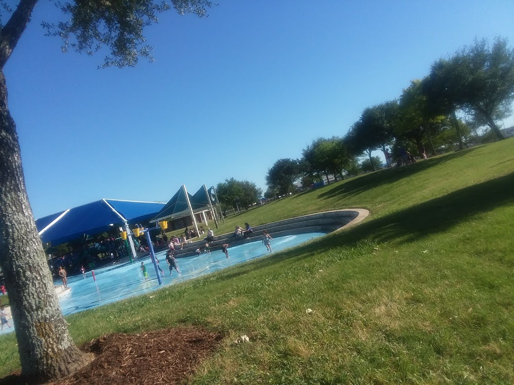 Pearland Parks & Recreation Southdown Park | 2150 Country Pl Pkwy, Pearland, TX 77584, USA | Phone: (281) 412-8900