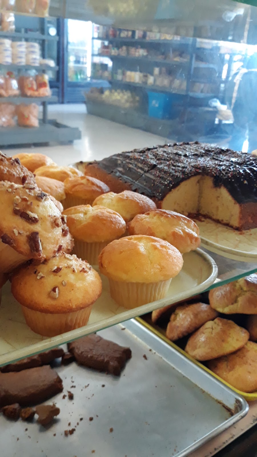 Model Bakery | 7126 Alameda Ave, El Paso, TX 79915, USA | Phone: (915) 772-0949