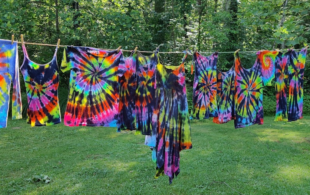 Grandma Kims Tie Dye | 3770A Starling Rd, Bethel, OH 45106, USA | Phone: (513) 739-1711