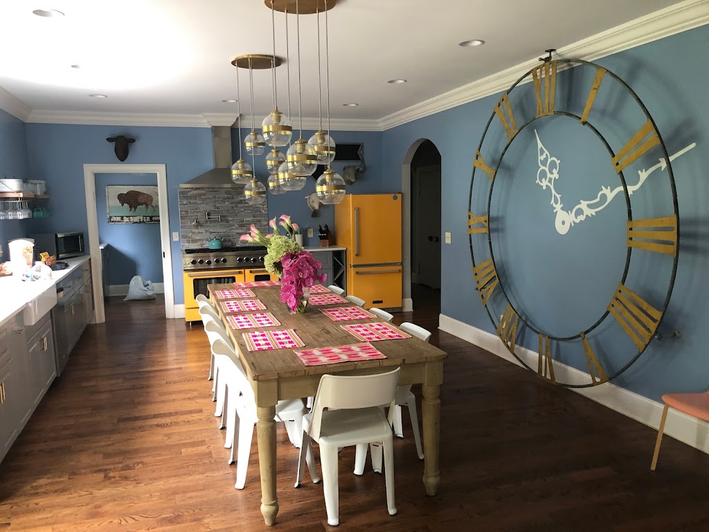 Pot N Kettle Cottages | Franklin, TN 37064, USA | Phone: (615) 864-3392 Pot N Kettle Cottages | Franklin, TN 37064, USA | Phone: (615) 864-3392