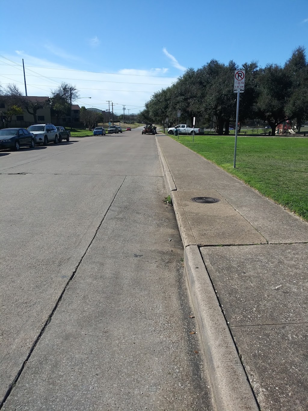 Westmoreland Park | 3601 W Illinois Ave, Dallas, TX 75211, USA | Phone: (214) 670-4100