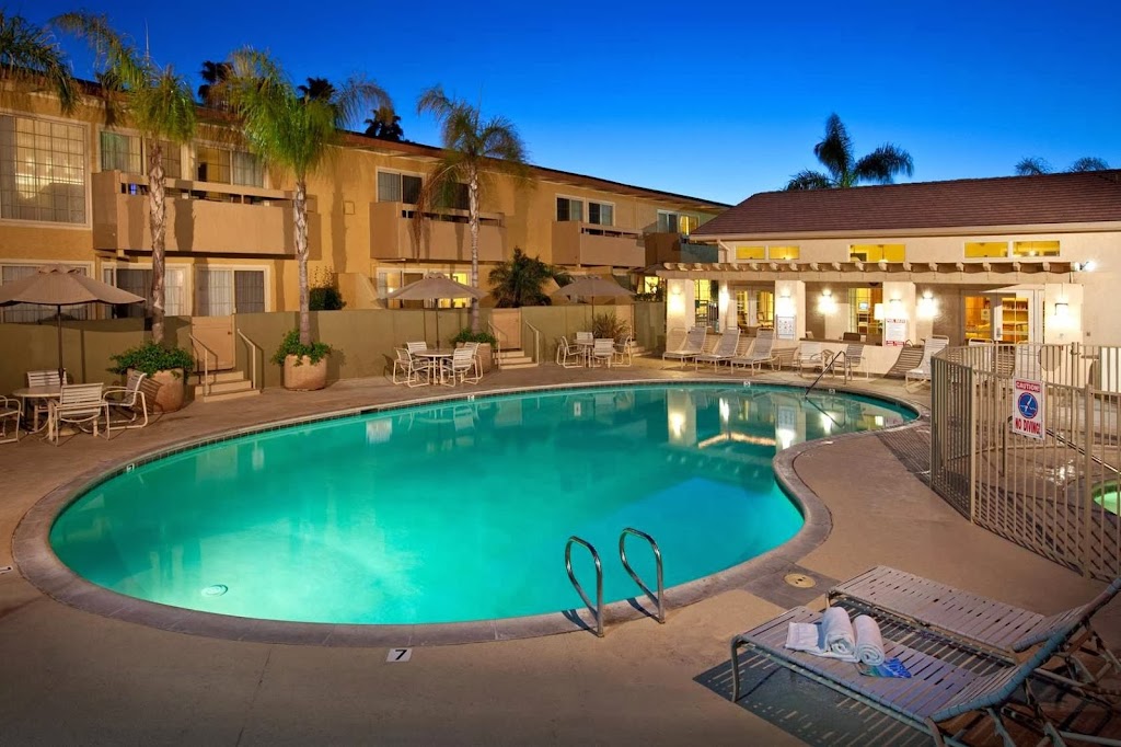 Winners Circle Resort | 550 Via De La Valle, Solana Beach, CA 92075, USA | Phone: (858) 755-6666