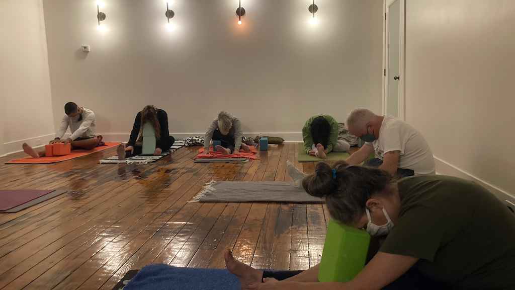 Yoga Tree @ Helia Studios | 314 Wyndhurst Ave, Baltimore, MD 21210, USA | Phone: (240) 462-3581