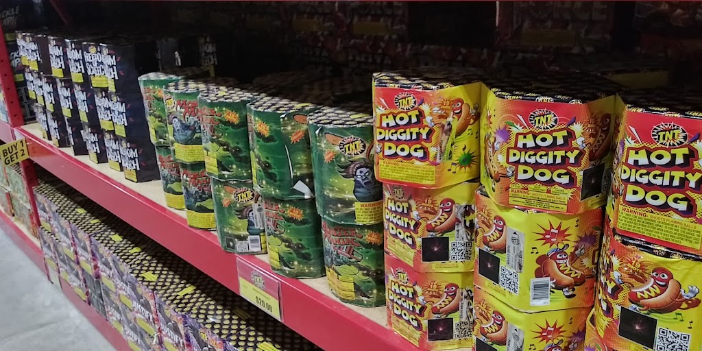 TNT Fireworks - Warehouse - Lubbock | 1101 114th St, Lubbock, TX 79423, USA | Phone: (806) 745-2457