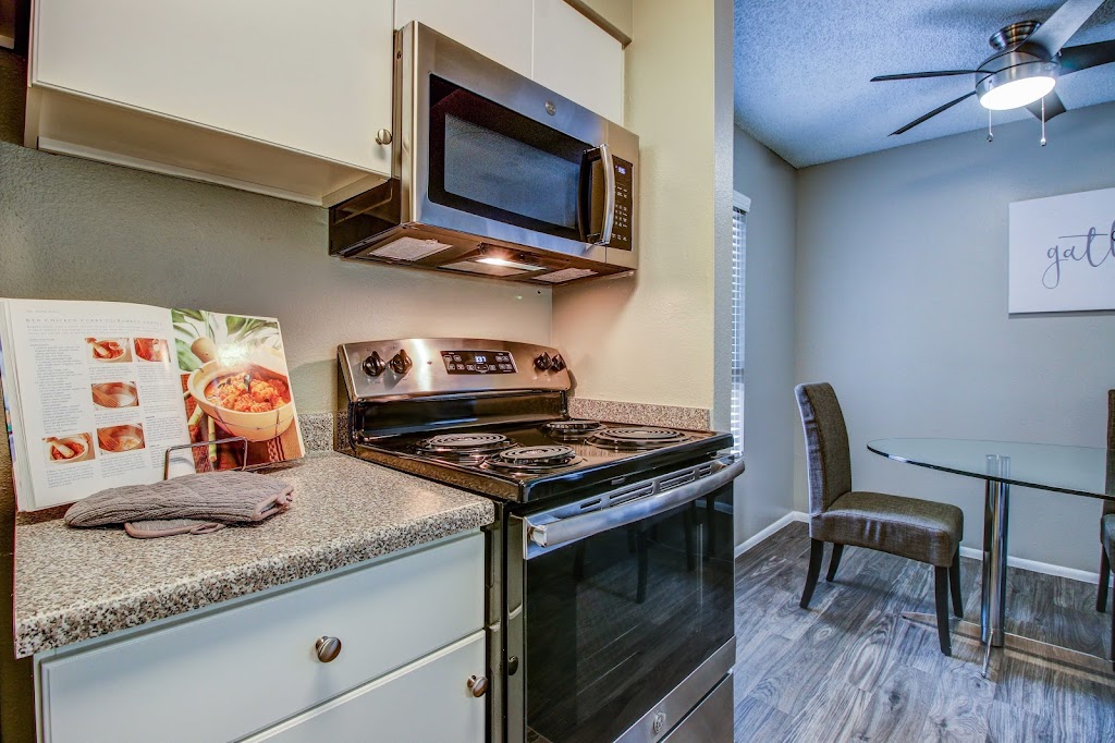 Sanctuary on Broadway Apartments | 1330 W Broadway Rd, Tempe, AZ 85281, USA | Phone: (480) 637-4417