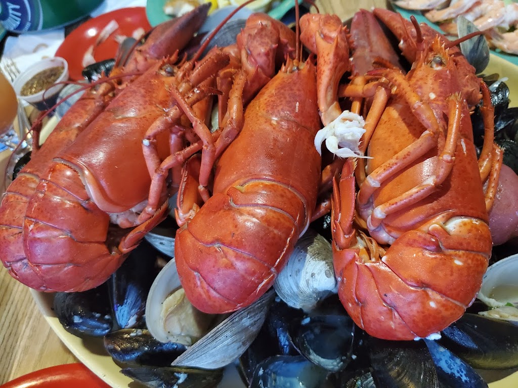 Gilligans Clam Bar & Grill | 366 US-202, Pomona, NY 10970, USA | Phone: (845) 354-1161