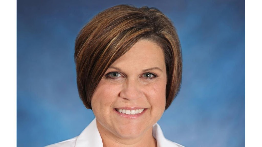 Holly Shirley, APRN | 2401 S Center St, Maryville, IL 62062, USA | Phone: (618) 344-3046