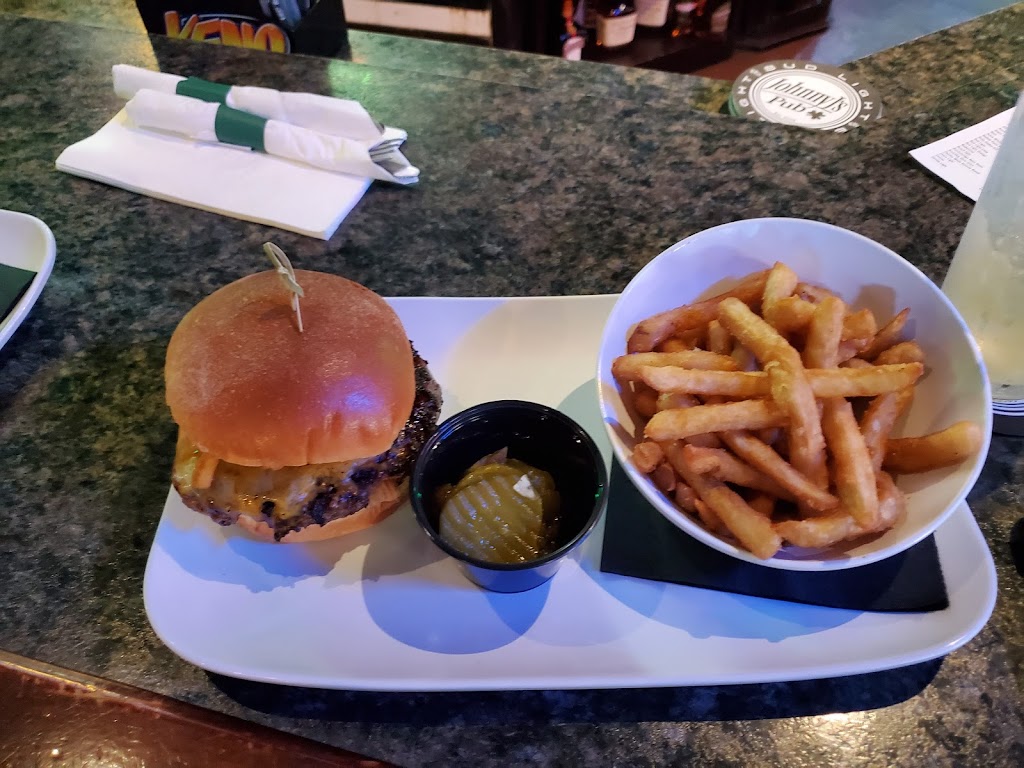 Johnny Js Pub & Grille, Springfield | 2891 E Waterloo Rd, Akron, OH 44312, USA | Phone: (330) 628-3773