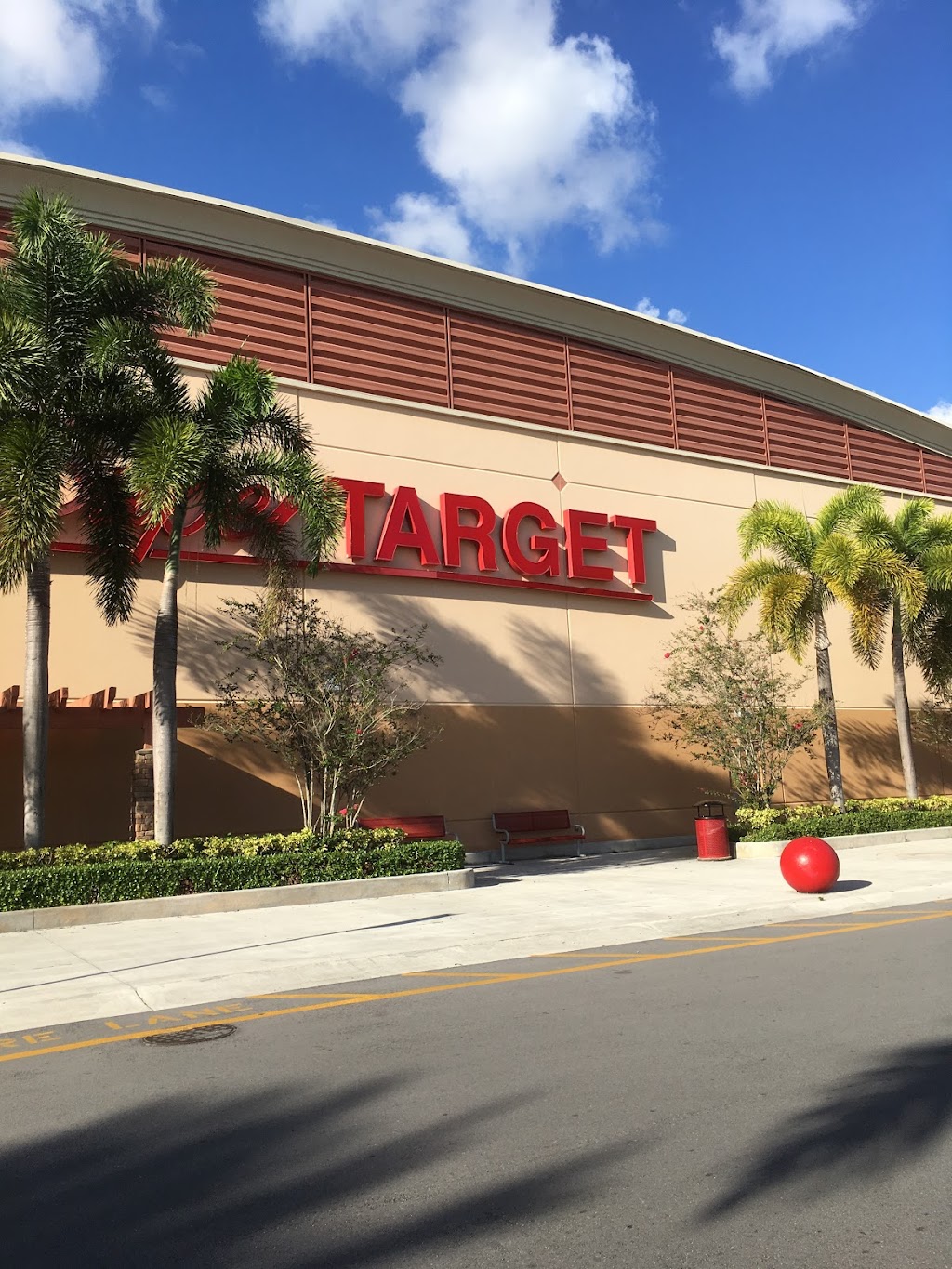 Target | 5800 S University Dr, Davie, FL 33328 | Phone: (954) 377-0041