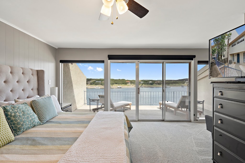 Lake Travis Vacation Getaway | 1601 Judy Lynn Dr, Spicewood, TX 78669 | Phone: (512) 784-8887