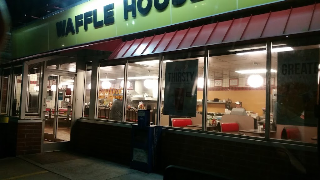 Waffle House | 1718 US-52, Albemarle, NC 28001, USA | Phone: (704) 984-6115