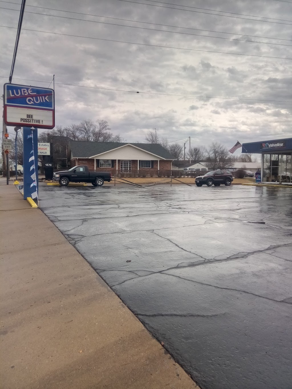 Lube Quik | 1568 E Main St, Lancaster, OH 43130, USA | Phone: (740) 653-0616