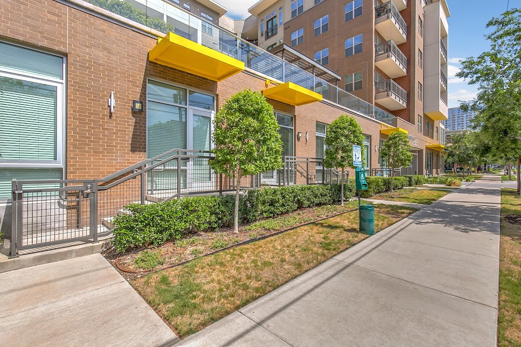 One Oak Grove Apartments | 3411 Oak Grove Ave, Dallas, TX 75204, USA | Phone: (469) 747-0754