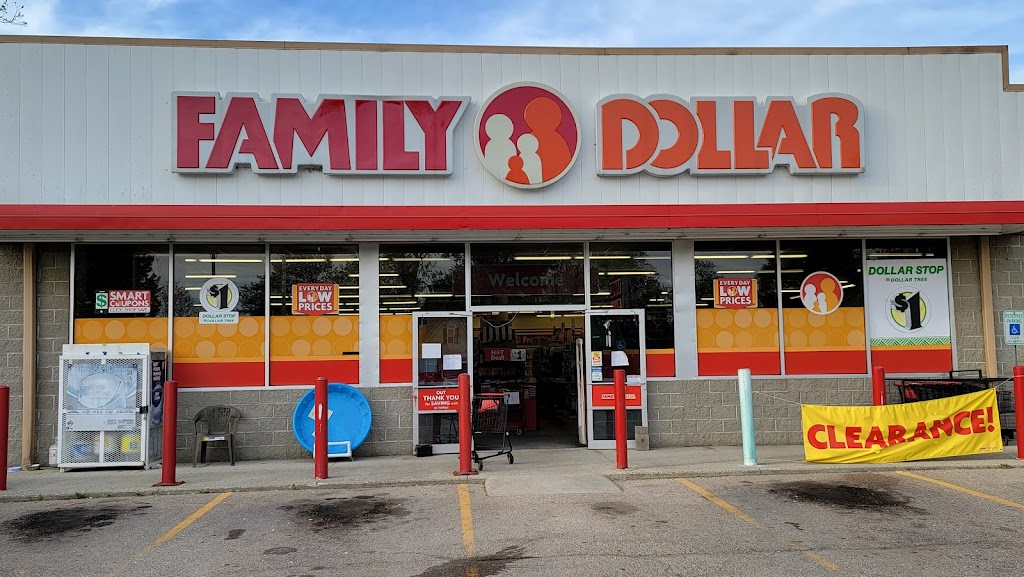 Family Dollar | 105 E Main St, Clarksville, OH 45113, USA | Phone: (937) 566-6025