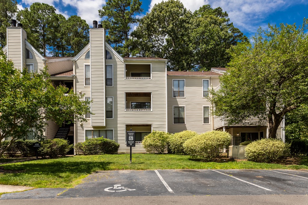 ARIUM Lake Lynn | 650 Lake Front Dr, Raleigh, NC 27613, USA | Phone: (984) 205-4909