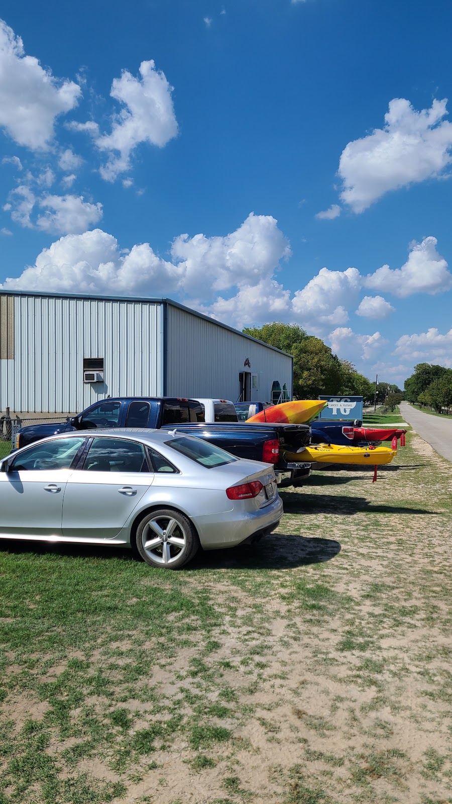 TG Canoes & Kayaks | 402 Pecan Park Dr, San Marcos, TX 78666, USA | Phone: (512) 353-3946