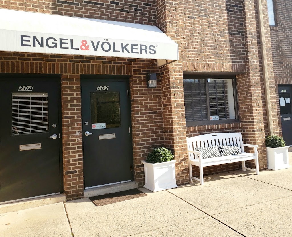 Engel & Völkers Tysons | 404 Pine St SE STE 203, Vienna, VA 22180, USA | Phone: (703) 865-6092