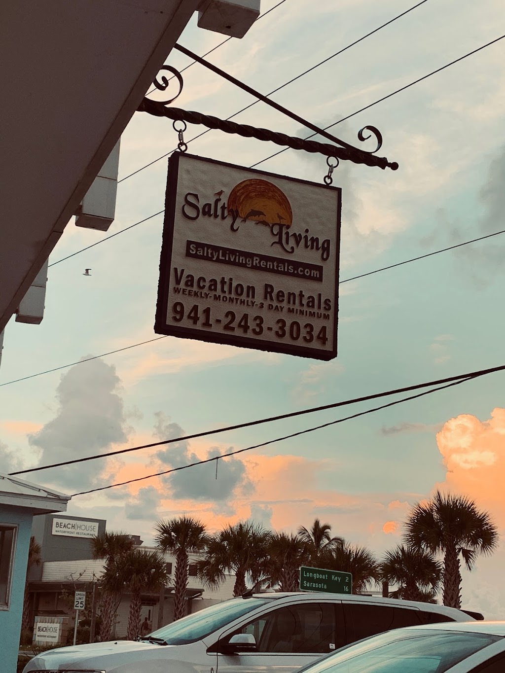 Salty Living Rentals | 307 Gulf Dr N, Bradenton Beach, FL 34217, USA | Phone: (941) 243-3034