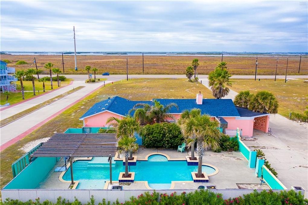 Paradise Priva-Sea | 6233 TX-361 unit 10, Port Aransas, TX 78373, USA | Phone: (214) 801-4577