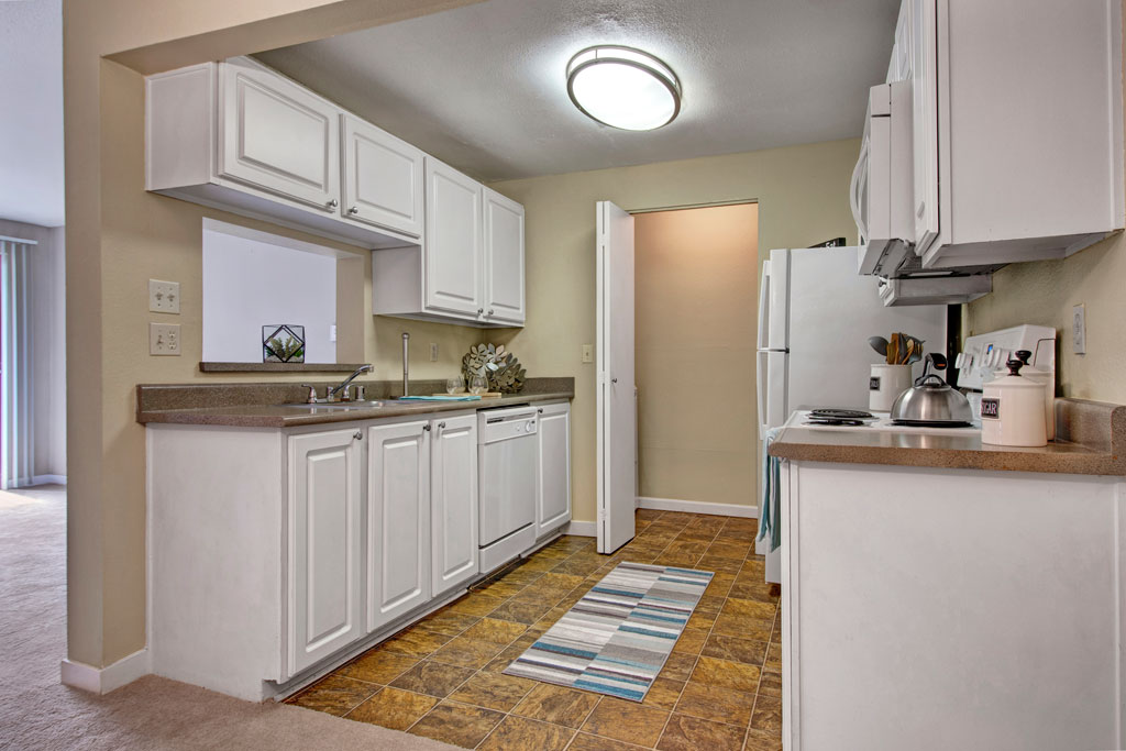 Taluswood Apartments | 4208 236th St SW, Mountlake Terrace, WA 98043, USA | Phone: (425) 672-4208