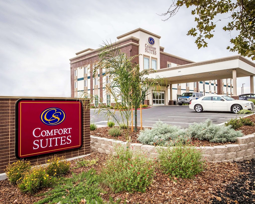 Comfort Suites Woodland - Sacramento Airport | 2080 Freeway Dr, Woodland, CA 95776, USA | Phone: (530) 723-5900