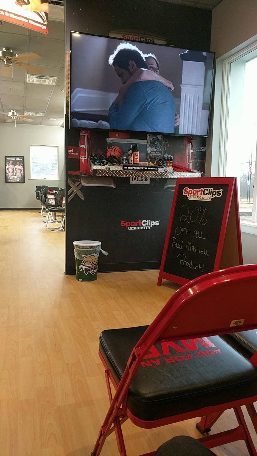 Sport Clips Haircuts of Montgomery | 9999 Montgomery Rd, Montgomery, OH 45242, USA | Phone: (513) 979-4987