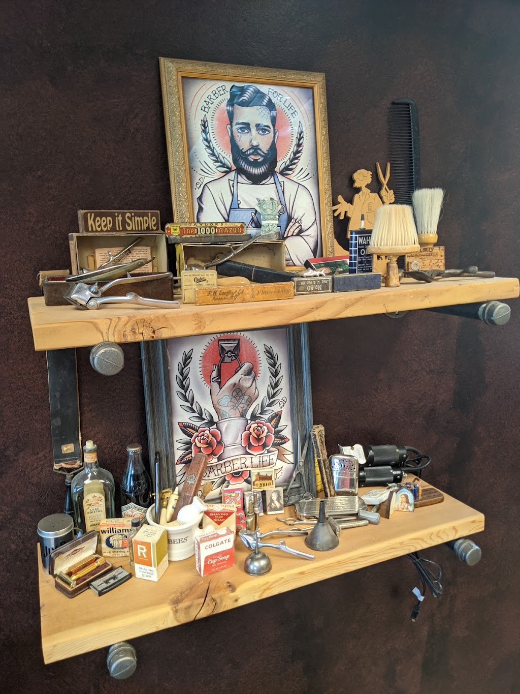 Giardinas Barber Shop | 7225 Campbell Blvd, North Tonawanda, NY 14120, USA | Phone: (716) 435-3462
