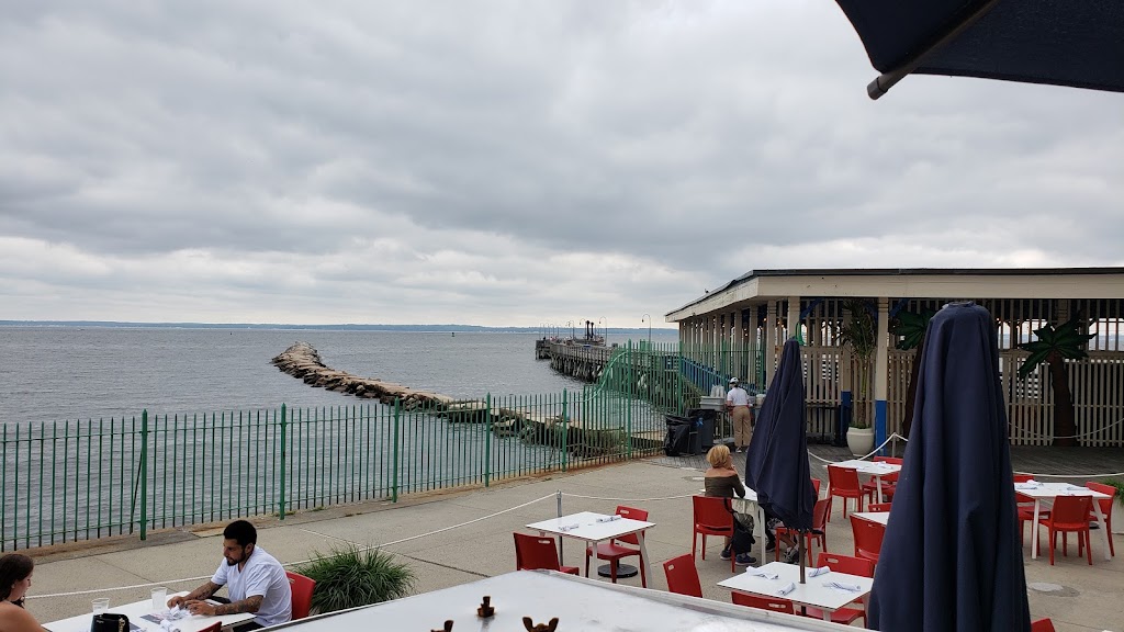 Charley’s Pier Restaurant & Tiki Bar | 1 Playland Pkwy, Rye, NY 10580, USA | Phone: (914) 305-3518