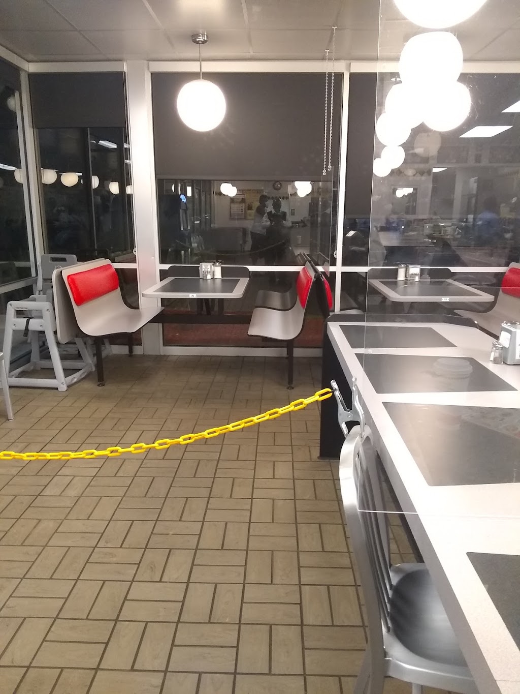 Waffle House | 2624 Westinghouse Blvd, Raleigh, NC 27604, USA | Phone: (919) 833-5954
