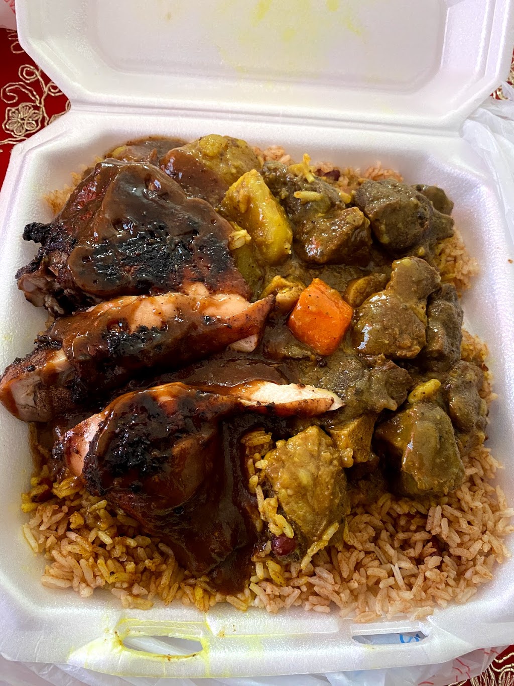 Caribbean Kitchen | 1608 E Washington St, Petersburg, VA 23803, USA | Phone: (804) 722-0422