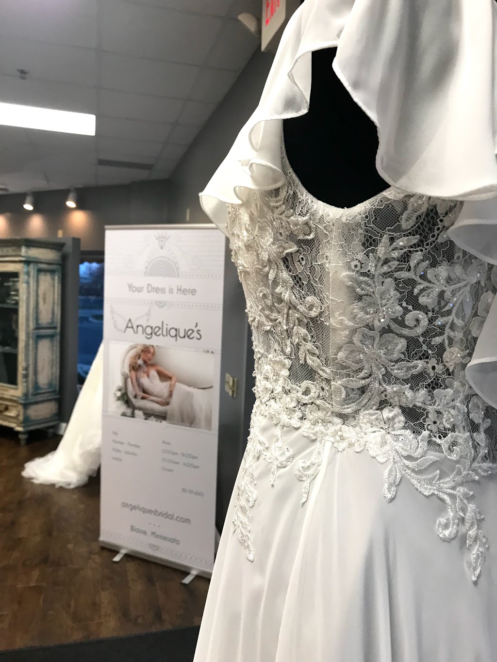 Angeliques Bridal | 12341 Aberdeen St NE, Blaine, MN 55449, USA | Phone: (763) 757-6310