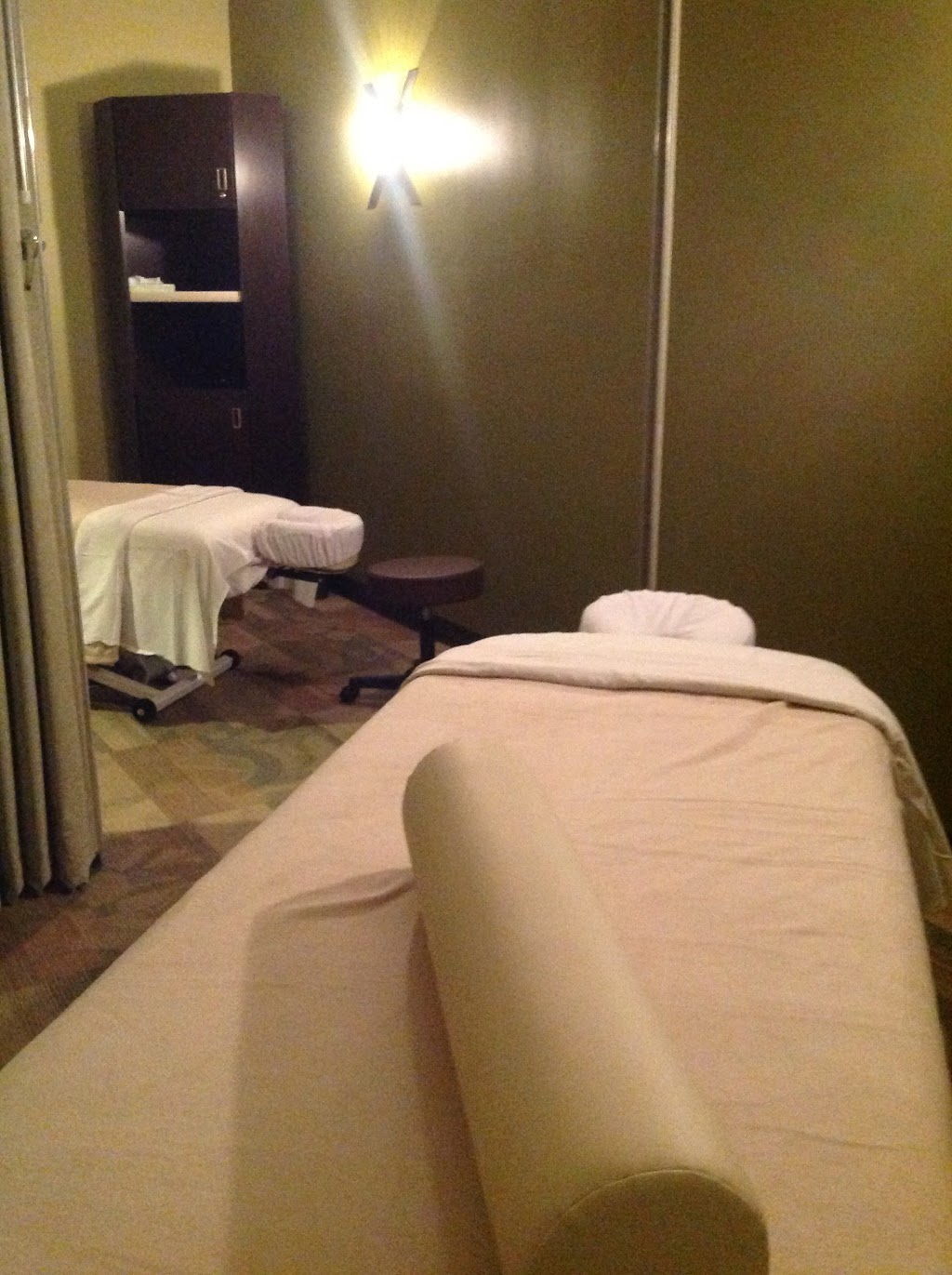 MassageLuXe | 1387 NJ-35, Middletown Township, NJ 07748, USA | Phone: (732) 856-9483