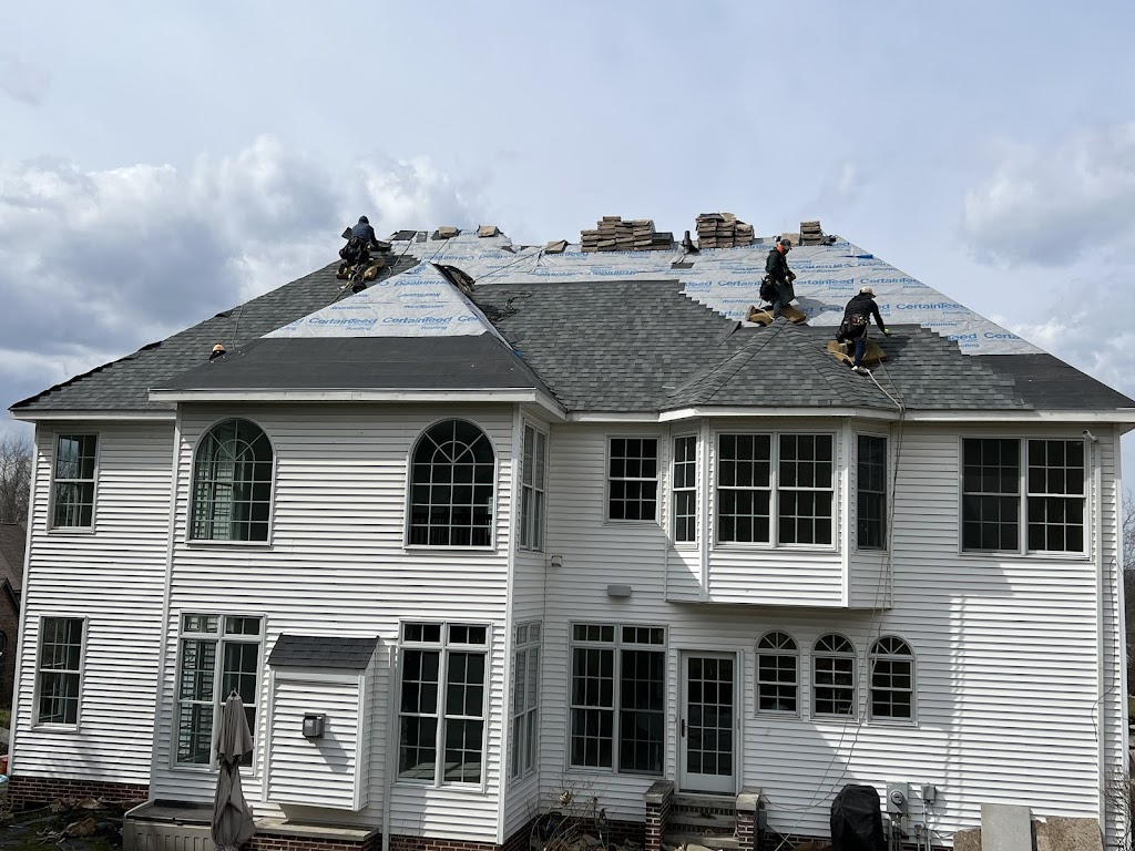 CRS Roofing LLC | 7327 Center St, Mentor, OH 44060, USA | Phone: (440) 290-7020