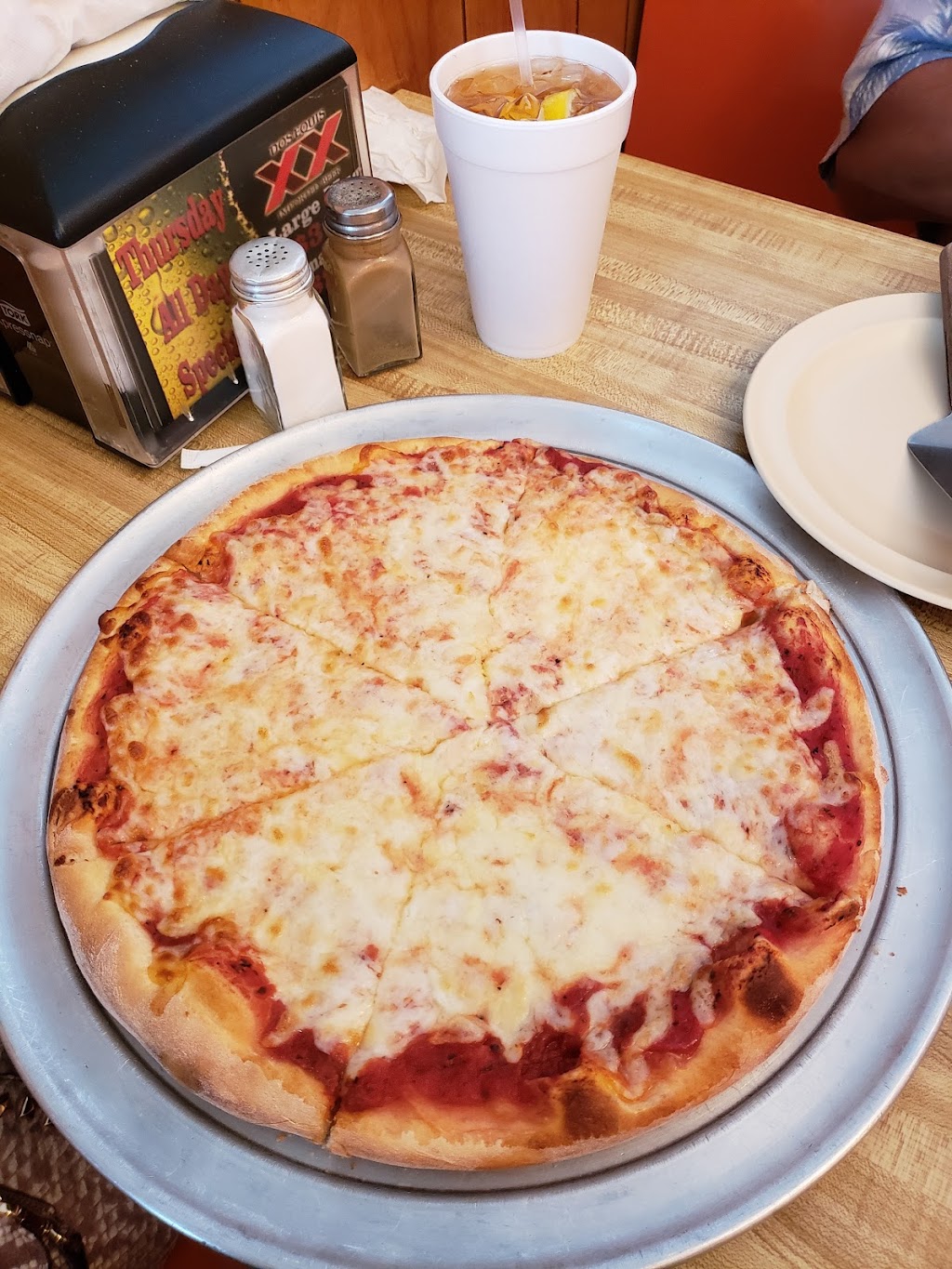 Tonys Pizza | 402 Patrick Ave, Stuart, VA 24171, USA | Phone: (276) 694-6682