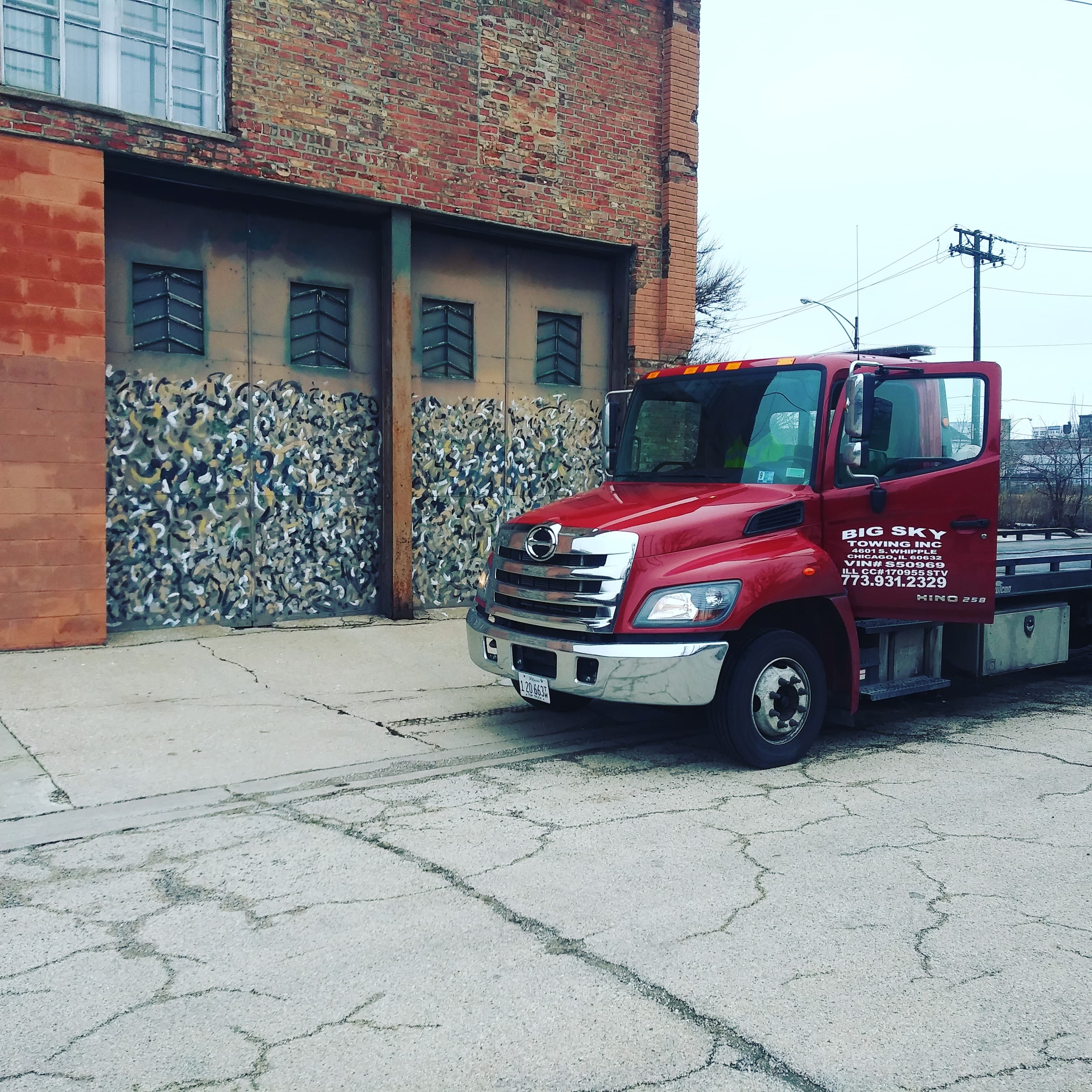 Big Sky Towing Inc. | 3015 W 46th St, Chicago, IL 60632 | Phone: (773) 931-2329