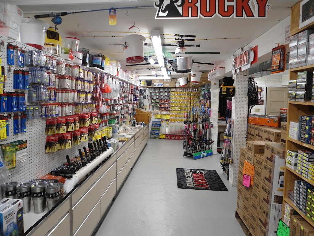 Franks Gun Shop Inc | 3831 NY-30, Amsterdam, NY 12010, USA | Phone: (518) 883-5053