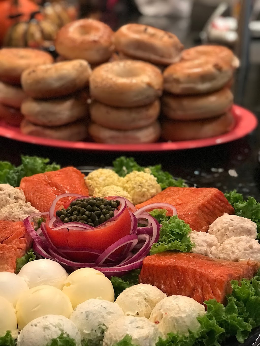 Noahs Bagels | 459 Main St, Chatham, NJ 07928, USA | Phone: (973) 635-0100