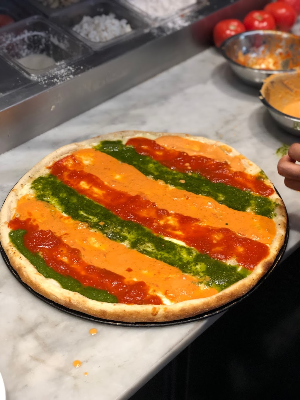 Gino’s Parlor Of Roslyn | 5 Railroad Ave, Roslyn, NY 11576, USA | Phone: (516) 484-0382